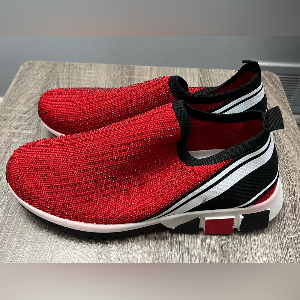 *NWOT Atalina Casual Shoe|Red, Black, and White| Size 10